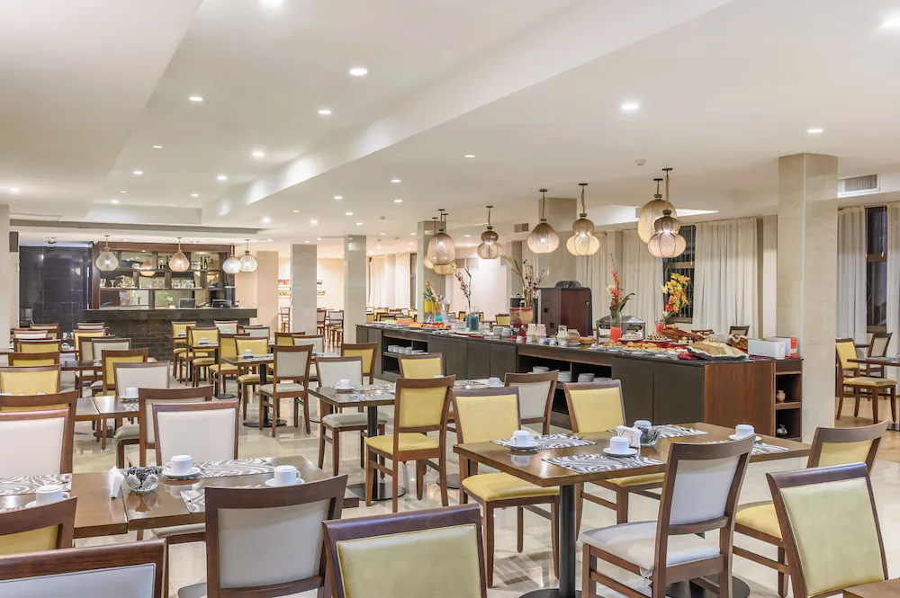 Breakfast area