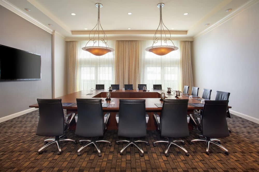 Meeting facility