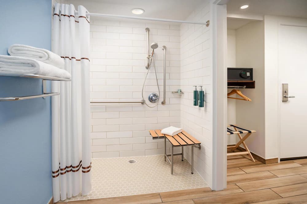 Bathroom shower