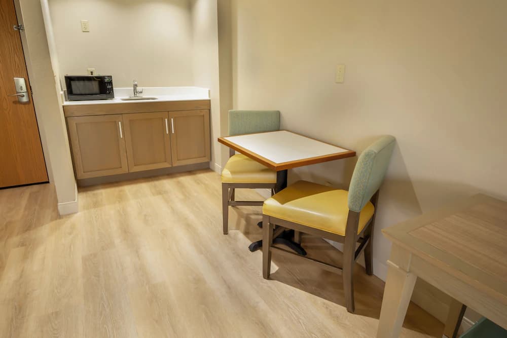 Private kitchenette