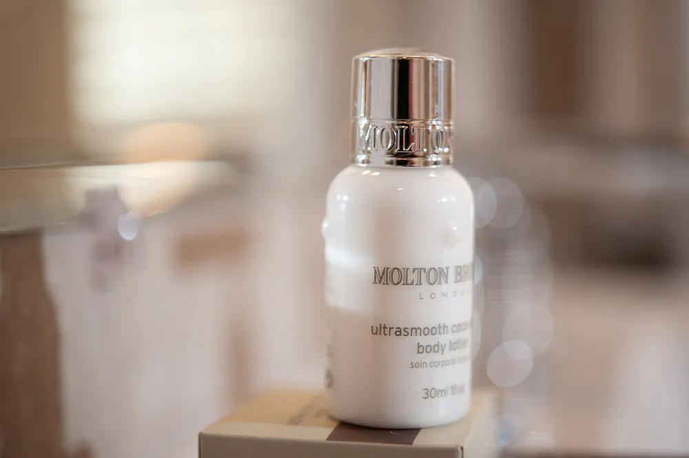Bathroom amenities