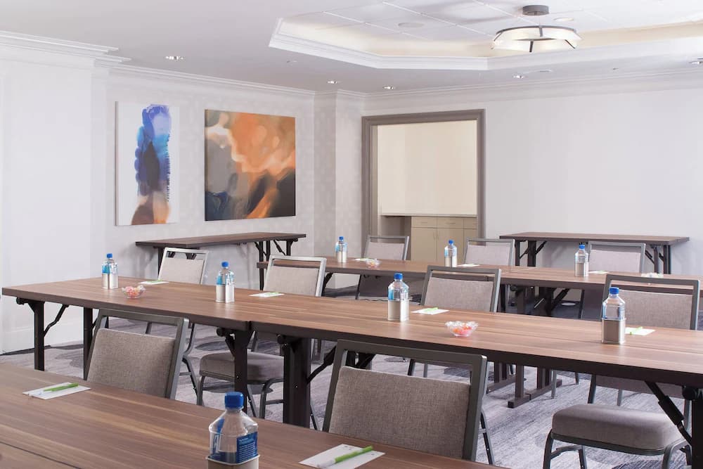 Meeting facility