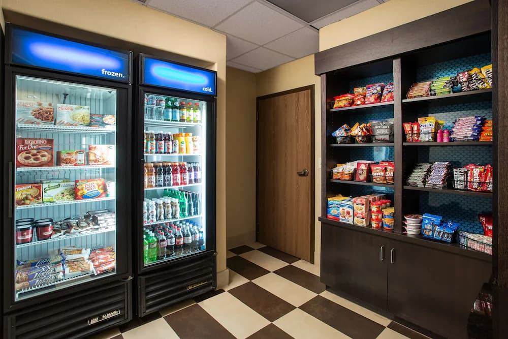 Snack bar