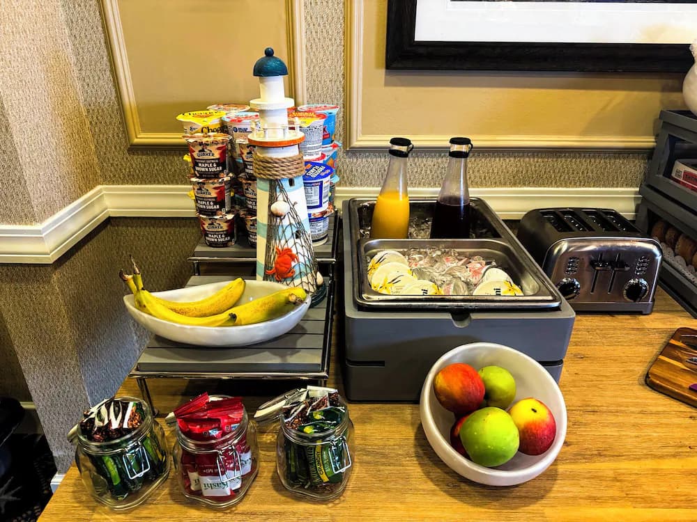 Breakfast area
