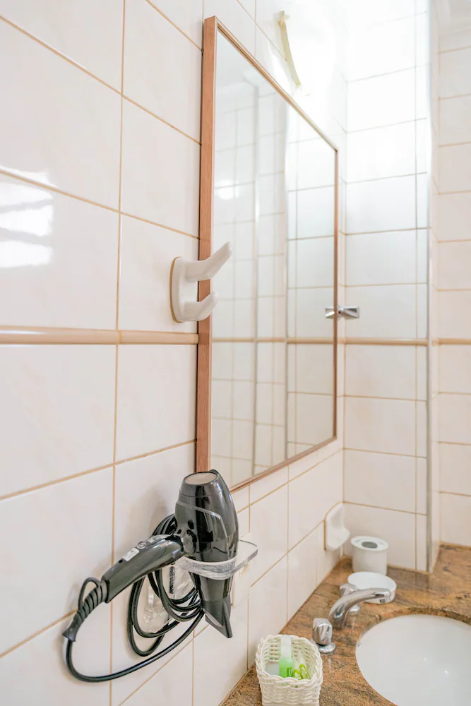 Bathroom amenities