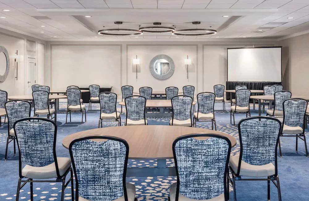 Meeting facility