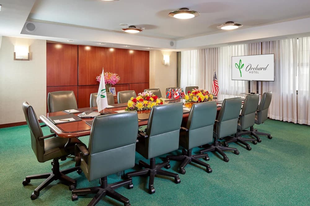 Meeting facility