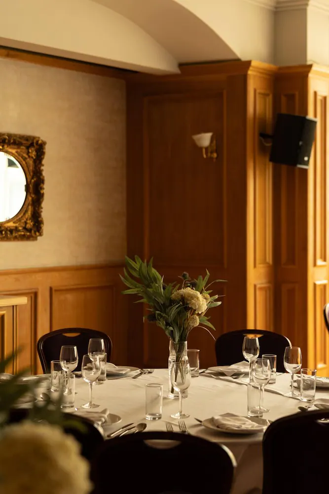 Banquet hall