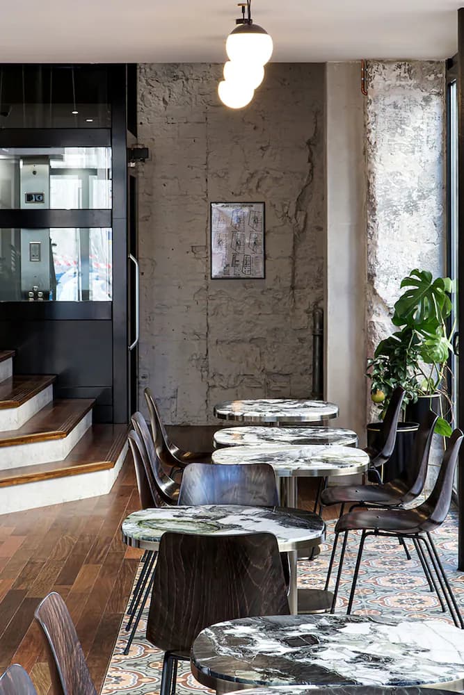 Breakfast area