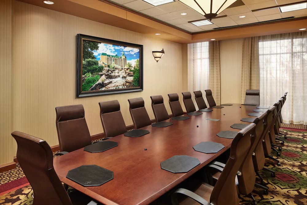 Meeting facility