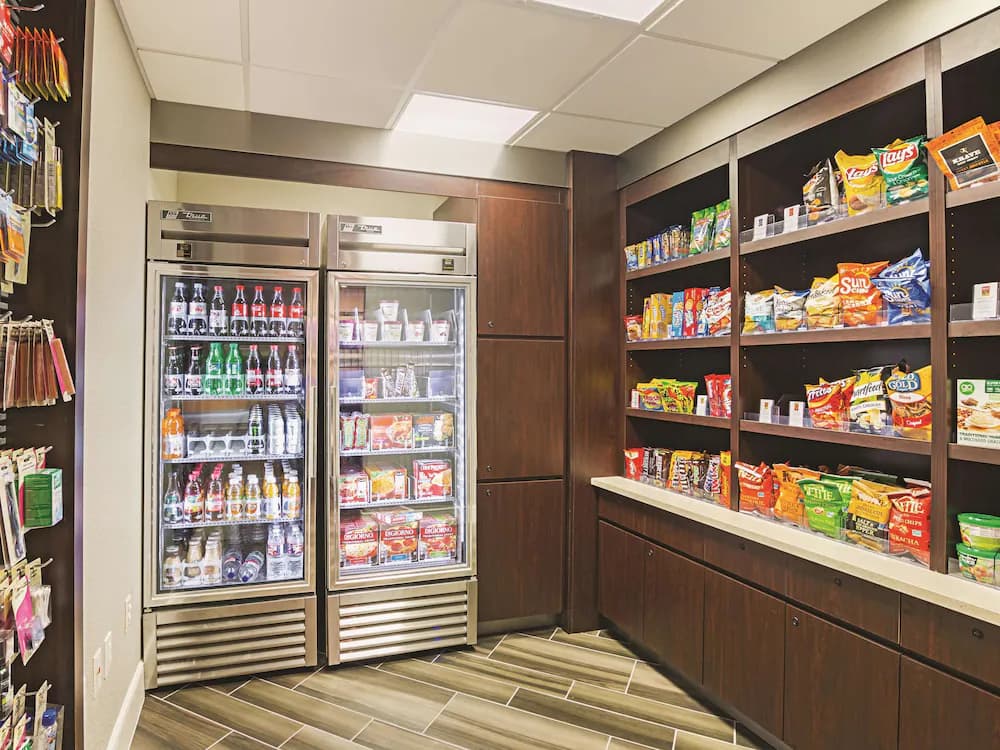 Snack bar