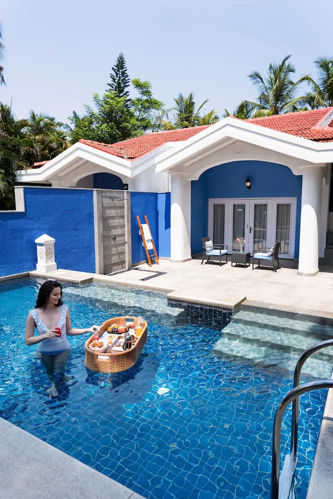 Private pool