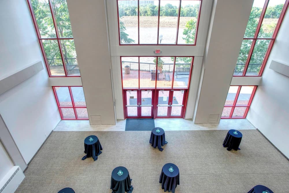 Meeting facility