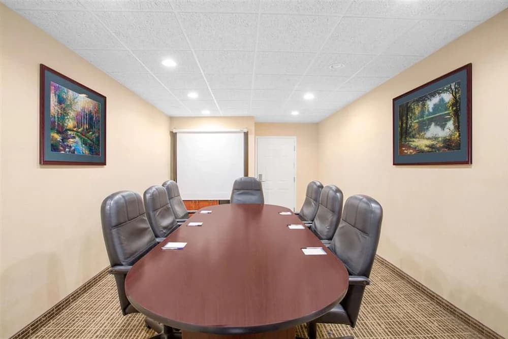 Meeting facility