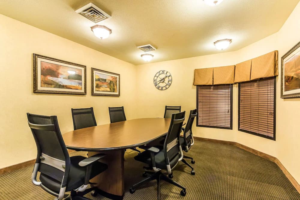 Meeting facility