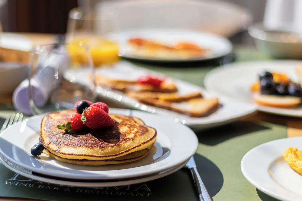 Breakfast buffet