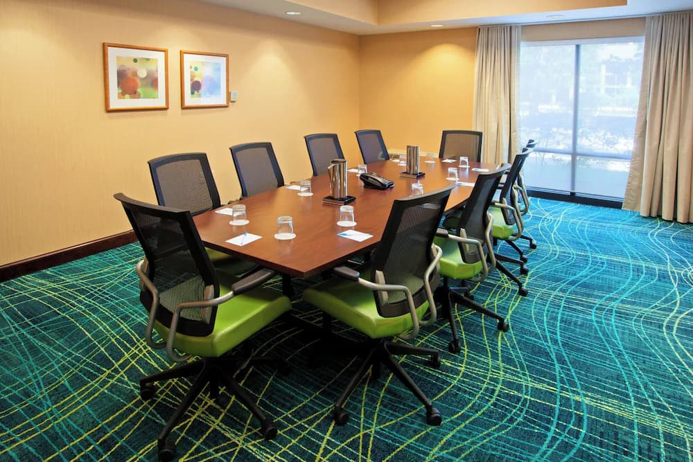 Meeting facility