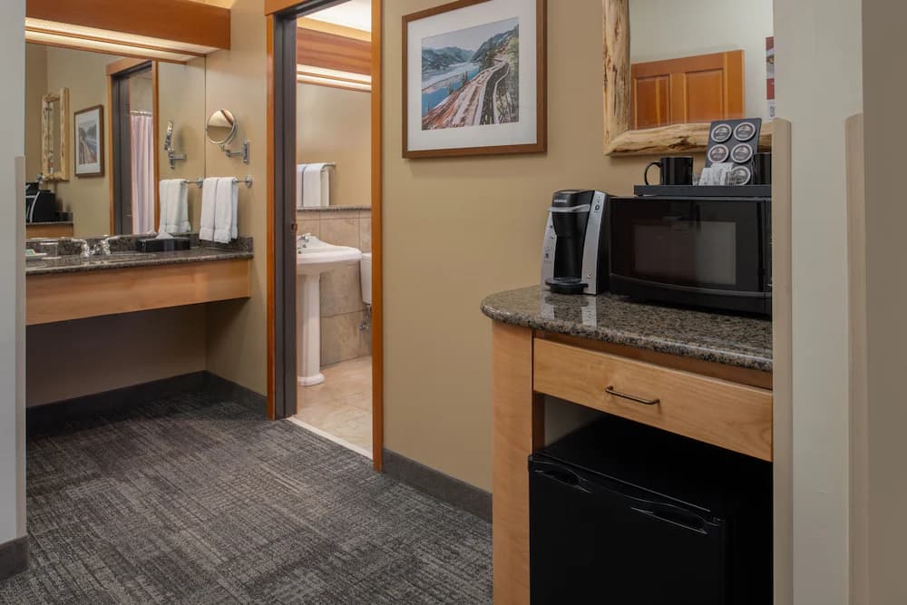Room amenity