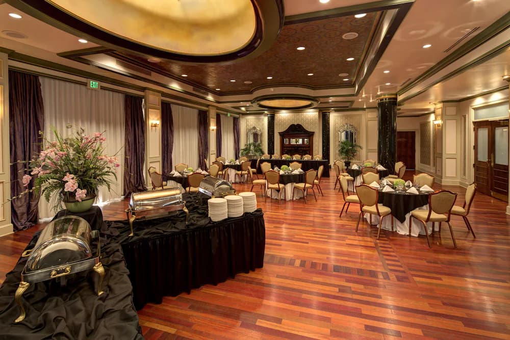 Meeting facility