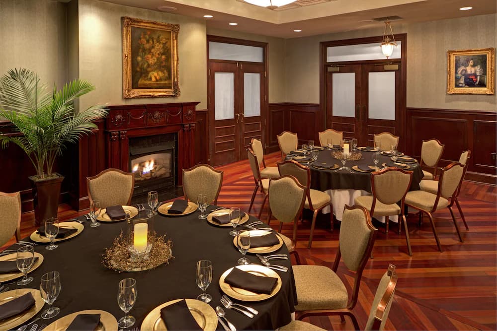Meeting facility