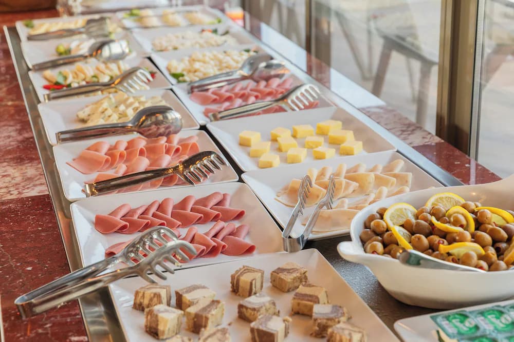 Breakfast buffet