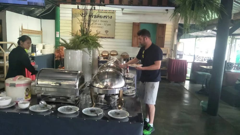 Breakfast buffet