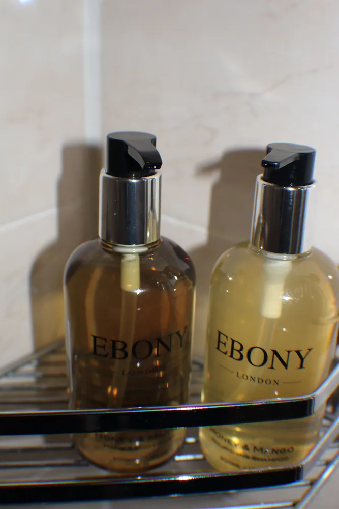 Bathroom amenities