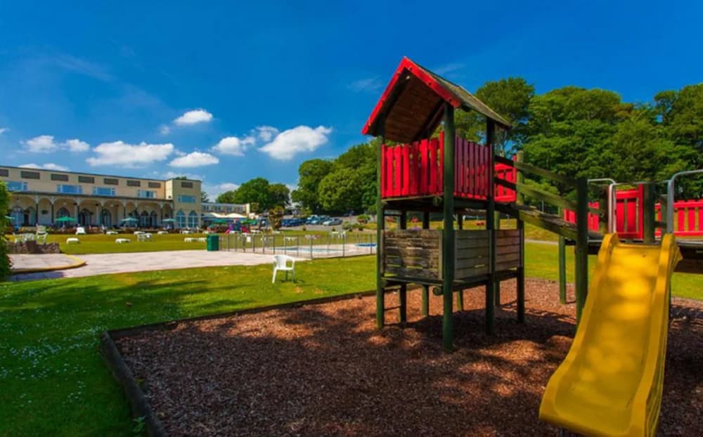 Children's play area - outdoor
