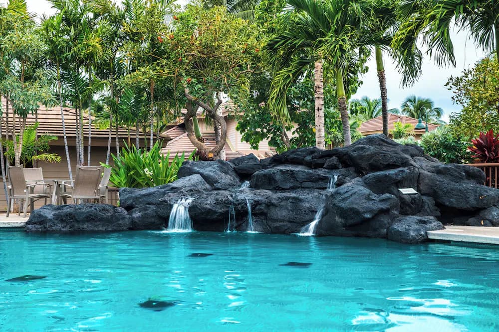 Pool waterfall