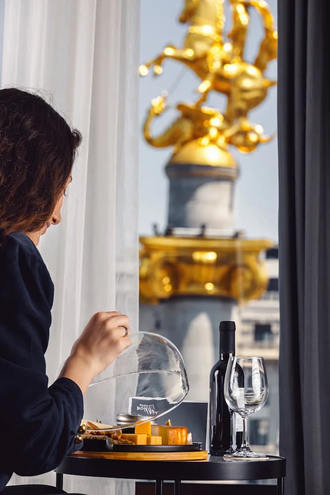 Room amenity
