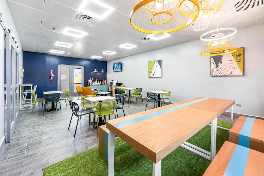 Breakfast area