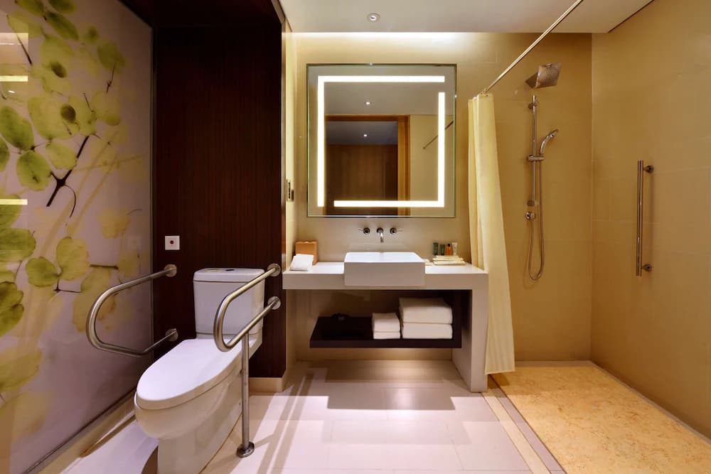 Bathroom shower
