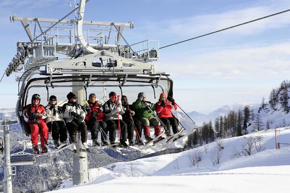 Snow and ski sports