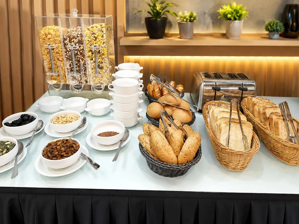 Breakfast buffet