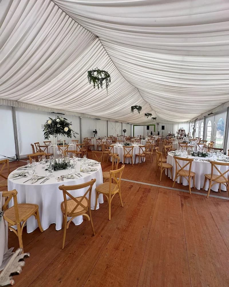 Banquet hall