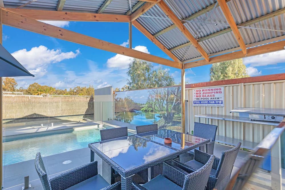 BBQ/picnic area