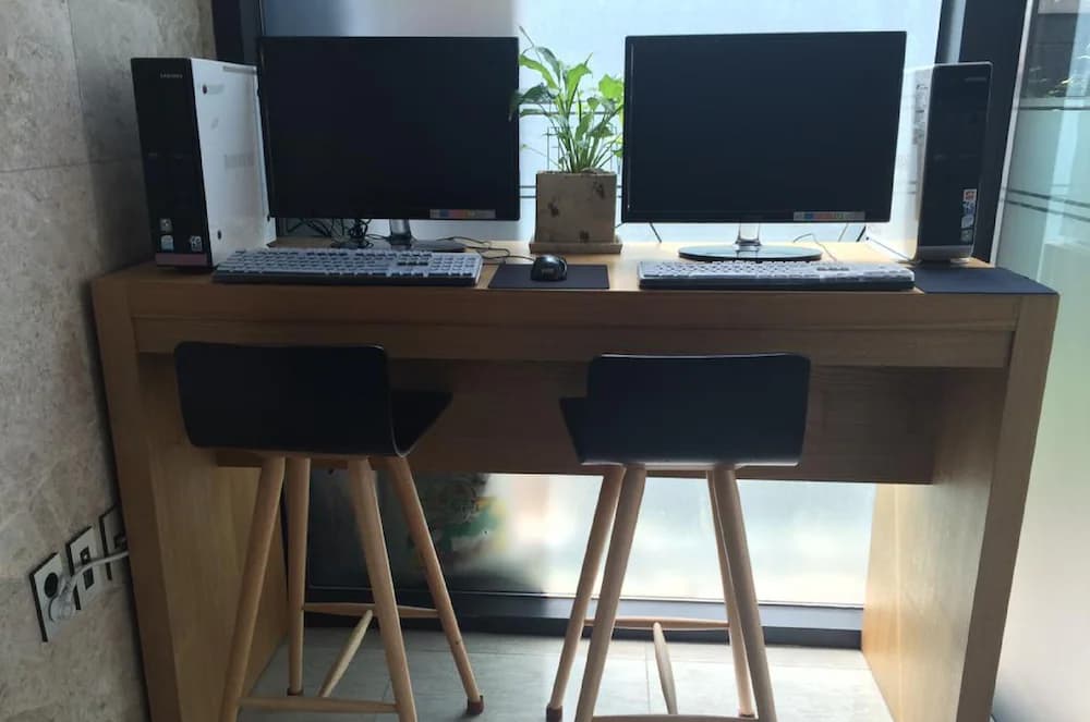 Business center