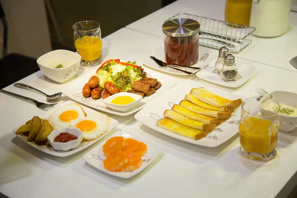 Breakfast meal