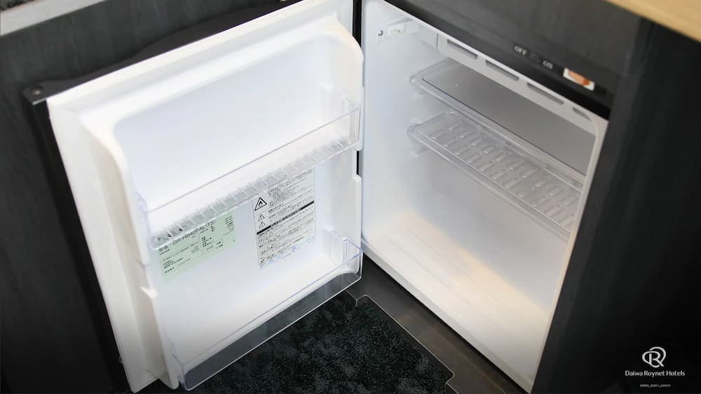 Mini-refrigerator