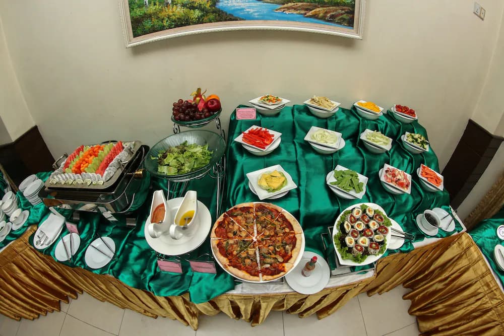 Breakfast buffet
