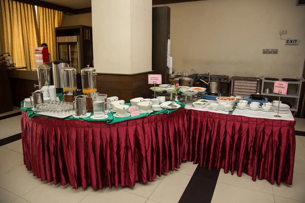 Breakfast buffet