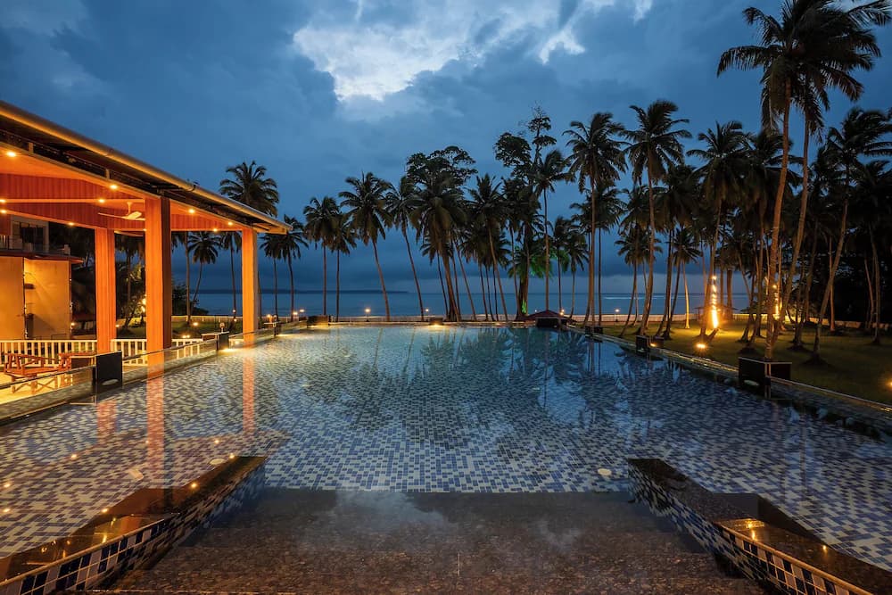 Infinity pool