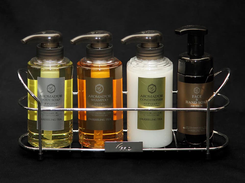Bathroom amenities