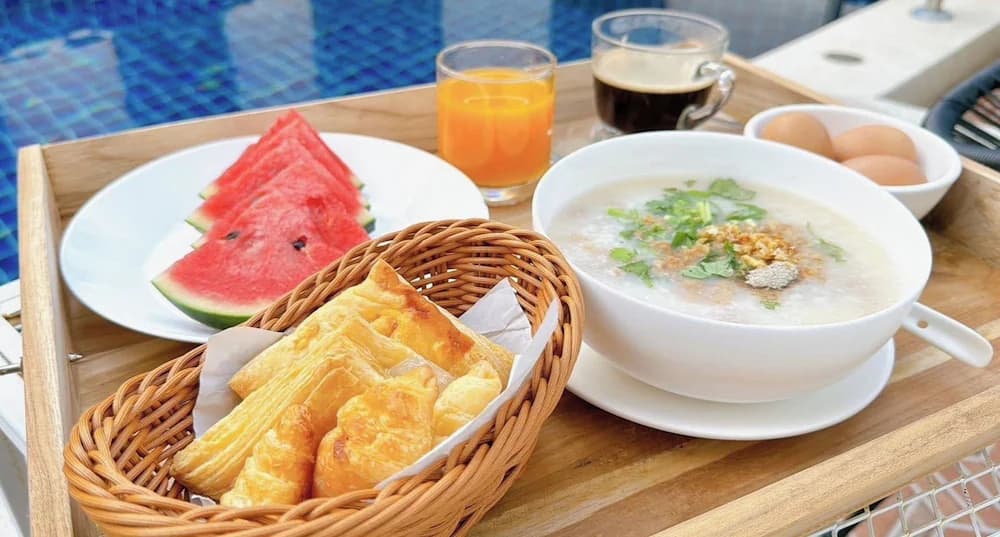 Breakfast meal