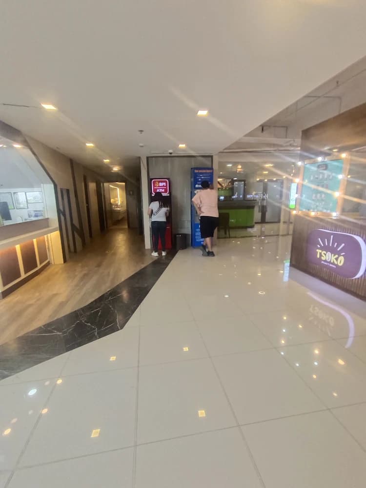 ATM/banking on site