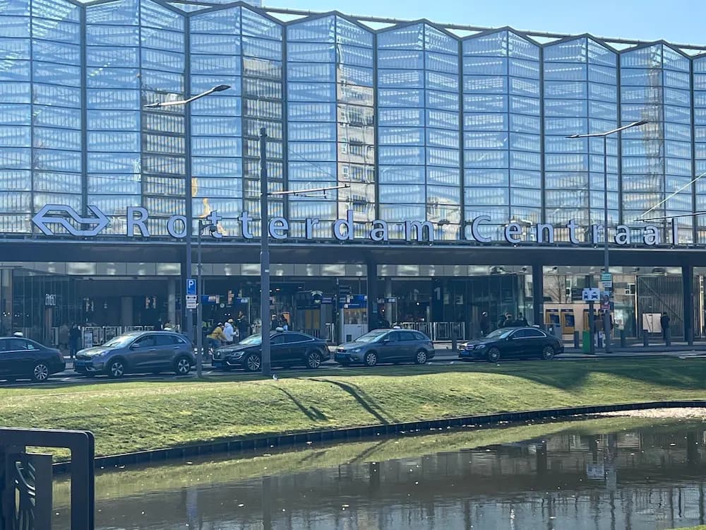 Train station shuttle