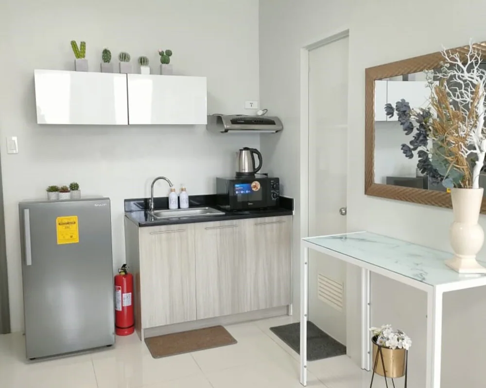 Private kitchenette