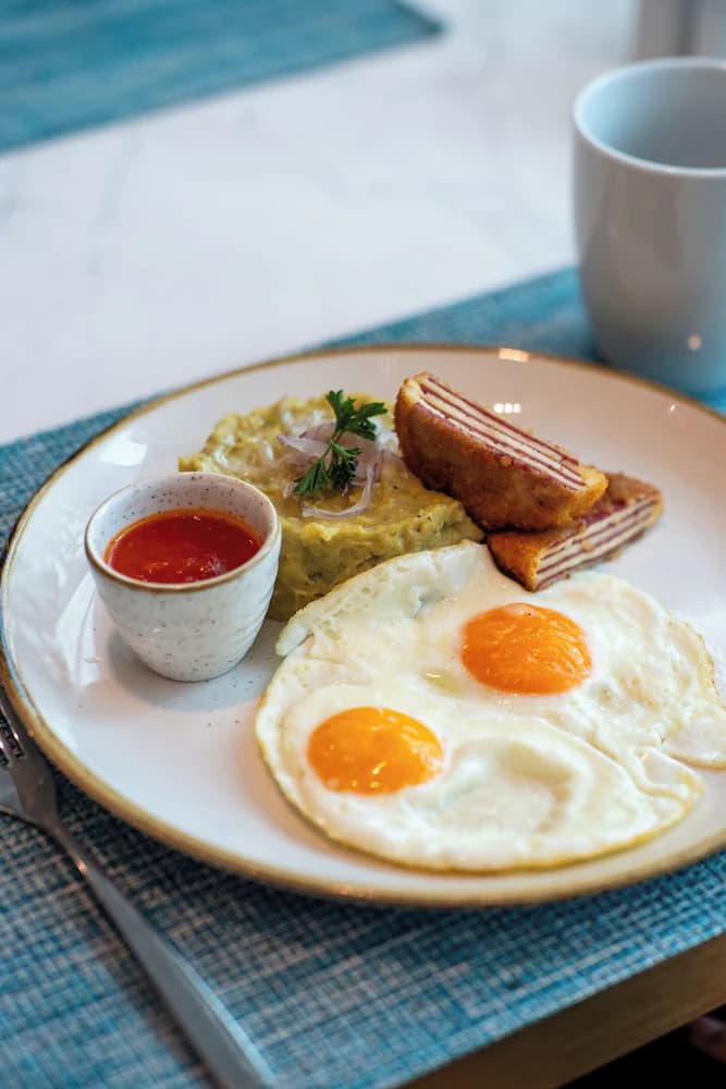 Breakfast meal