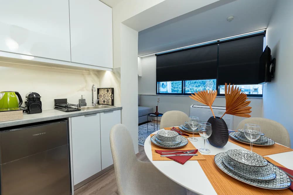 Private kitchenette