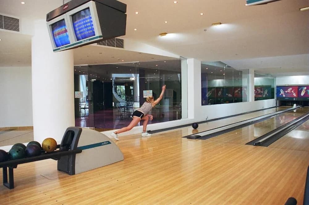 Bowling